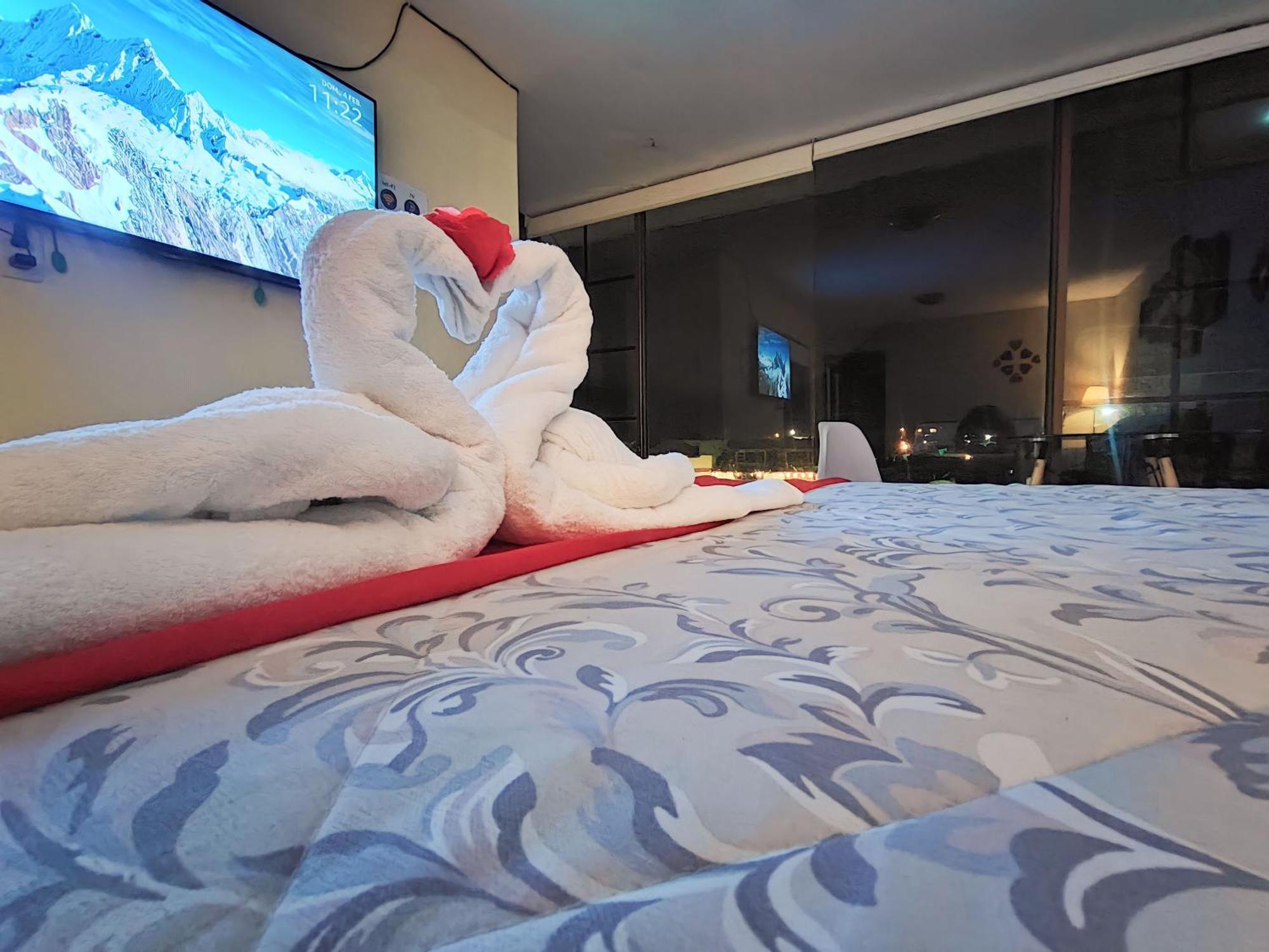 Turi Suite Con Jacuzzi, Centro De La Ciudad Baños Exterior foto